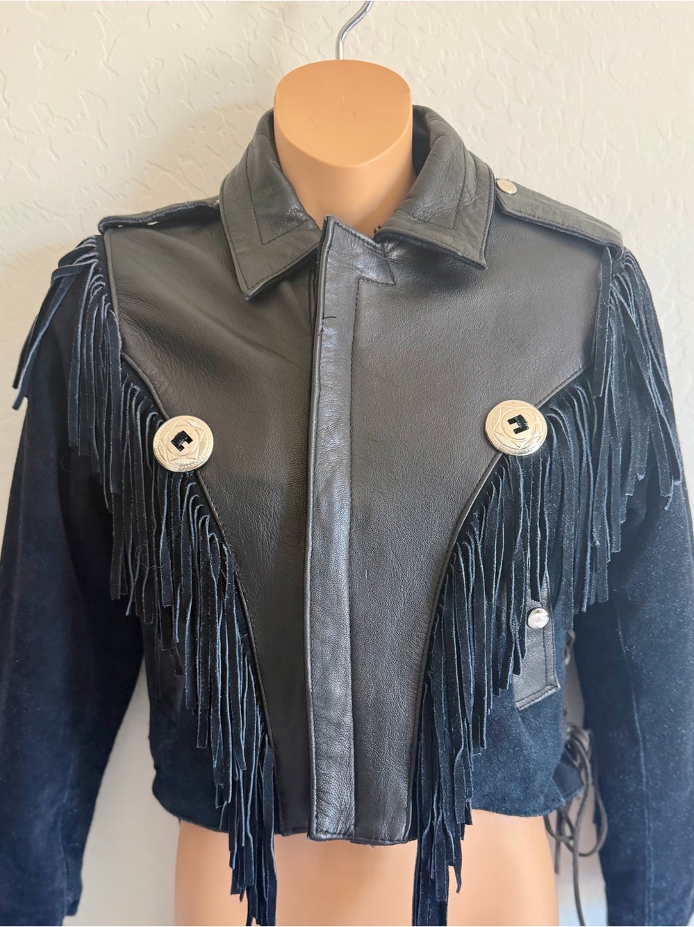 Vintage PLG Putnam Leather Gold Black Fringe Concho Biker Jacket (Cropped)